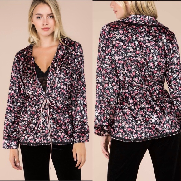 POL Crushed Velvet Cardigan with Drawstring - Picture 4 of 5